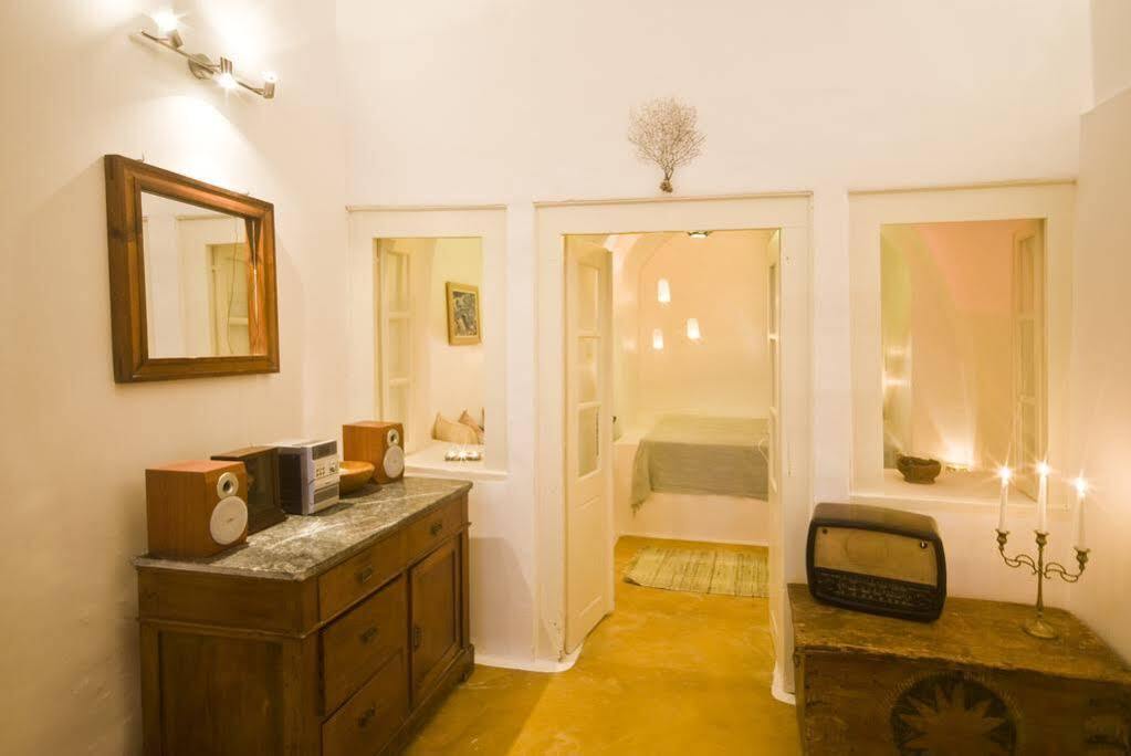 Zoe Aegeas Traditional Houses Oia  Ngoại thất bức ảnh